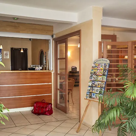 Отель Brit Essentiel Nord