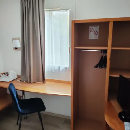 Brit Essentiel Nord Szálloda 2*